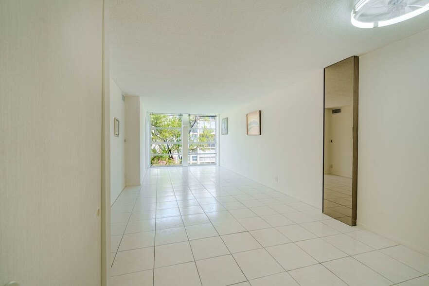Building Photo - 801 Three Islands Boulevard