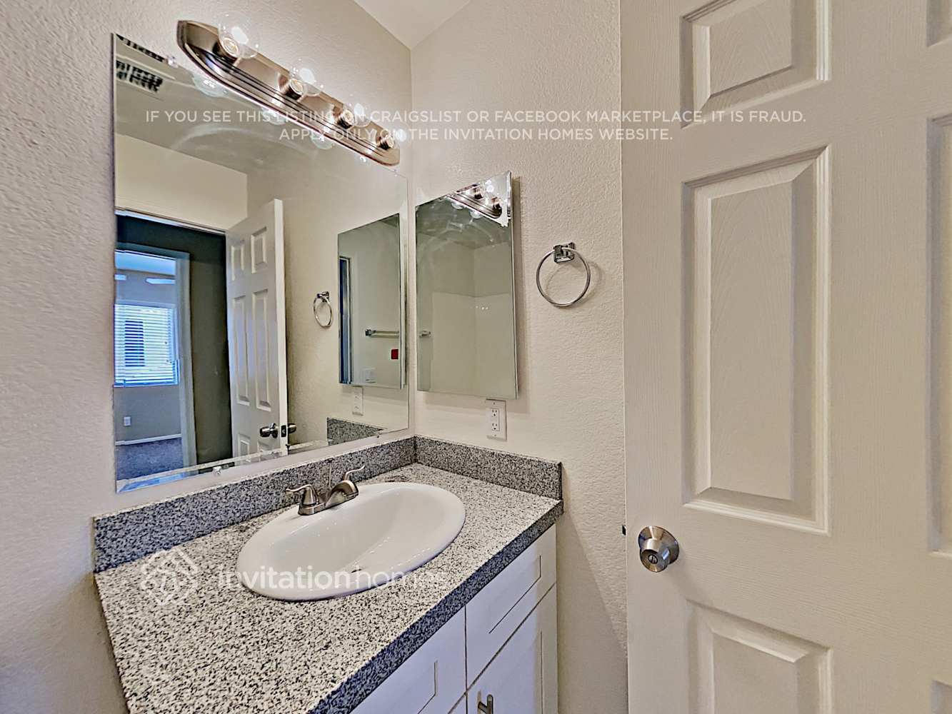 Building Photo - 9159 W Deanna Dr