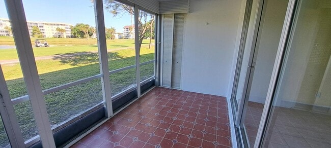 Building Photo - 901 Cypress Terrace