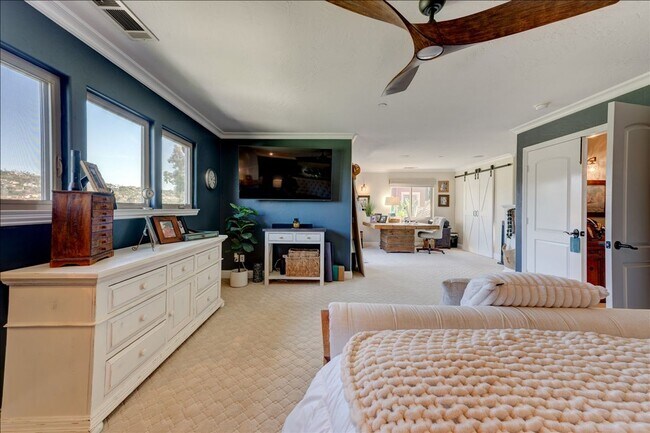 Building Photo - 7608 Camino Aberto