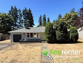 Building Photo - Updated 3 Bedroom Home with Huge Backyard ...