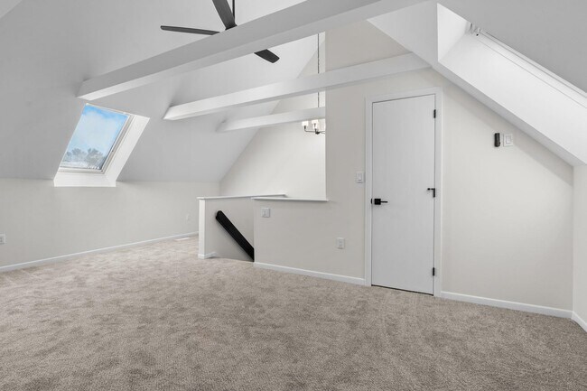 Building Photo - 2 Rockingham Ct