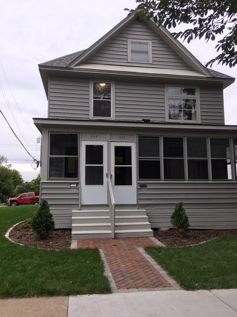 Front of house - 247 Winifred St W