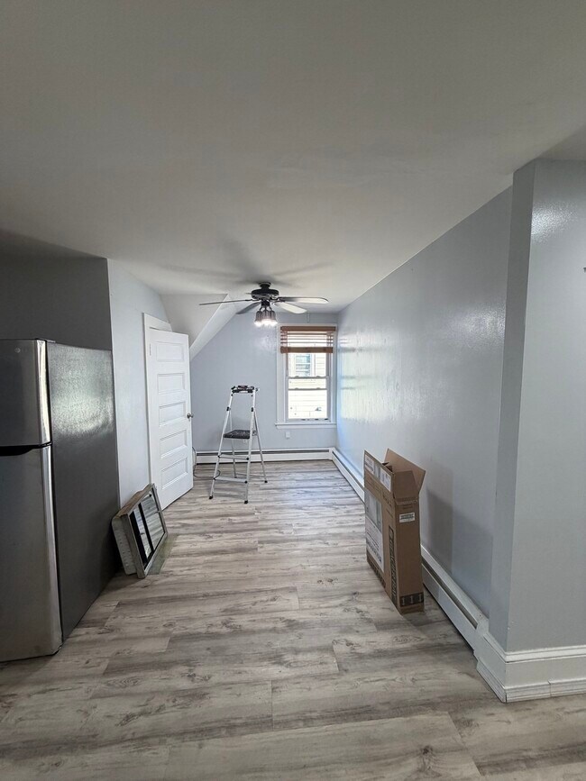 Building Photo - 55 Harwood St