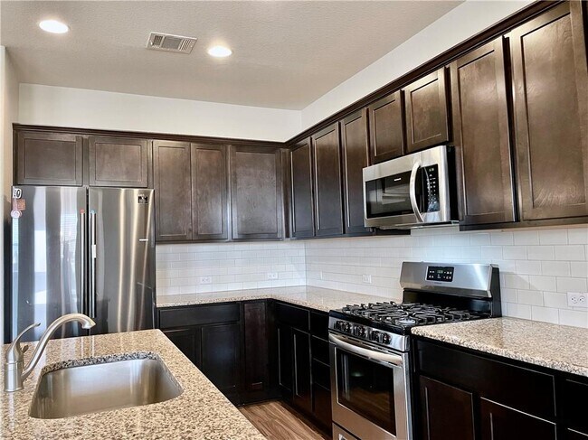 Building Photo - 18301 Calasetta Dr
