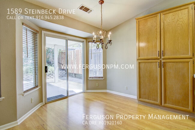 Building Photo - 1589 Steinbeck Dr