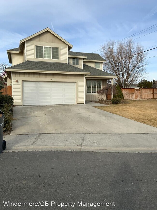 Primary Photo - 3 br, 3 bath House - 89 1st Circle