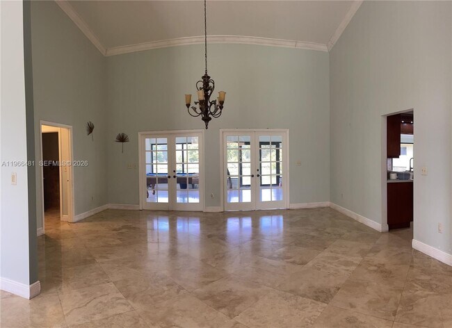 Building Photo - 5425 SW 190th Ave