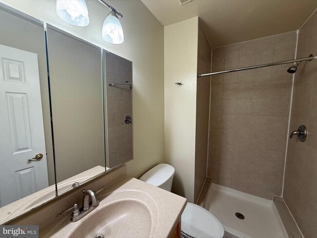 Building Photo - 6458 Autumn Glen Ct