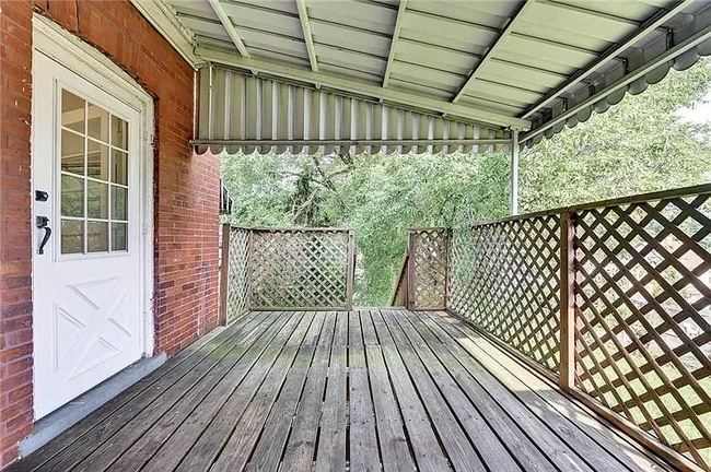 Deck - 4234 Lydia St