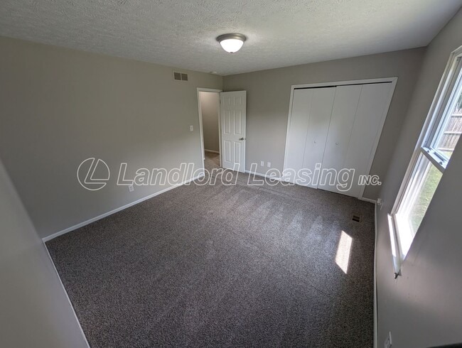 Building Photo - Charming 3-Bedroom Ranch with New Kitchen ...