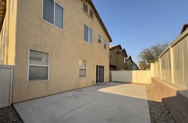 Building Photo - 5033 W Moberly Ave