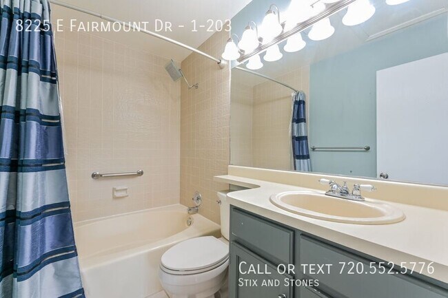 Building Photo - 8225 E Fairmount Dr