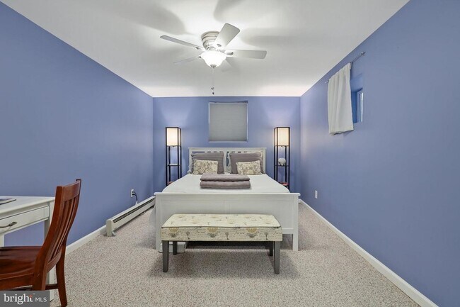 Building Photo - 627 Lamont St NW