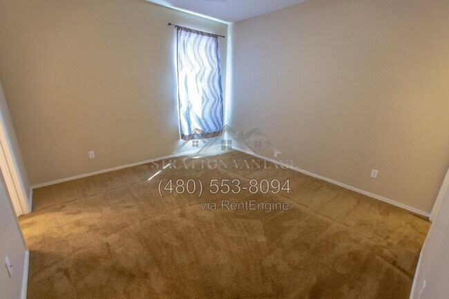 Building Photo - 18295 W Saguaro Ln