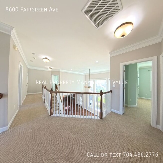 Building Photo - 8600 Fairgreen Avenue