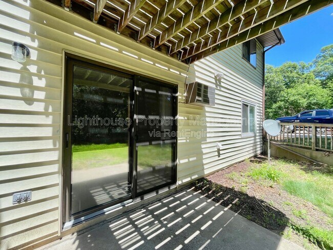 Building Photo - 2972 Vineland Ave SE