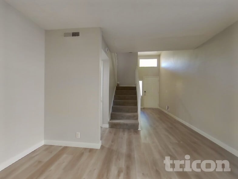 Building Photo - 1107 Nadene Dr