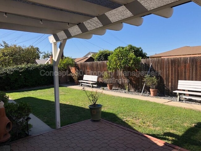 Building Photo - 20935 Conradi Ave