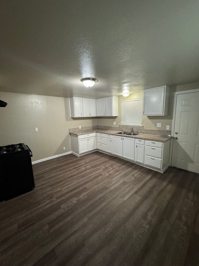 Building Photo - STOP BY, PEEK THROUGH THE WINDOWS AND EXPLORE THE AREA!