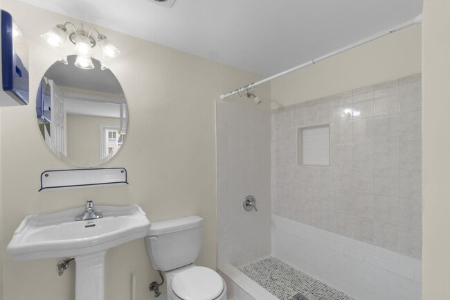 Building Photo - 10289 Daystar Ct