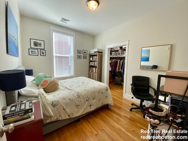 Building Photo - 408 S Huntington Ave
