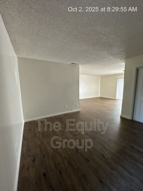 Building Photo - 3637 W Colonial Ave