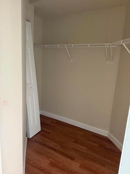 Building Photo - 787 SE Evergreen Terrace