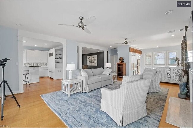 Building Photo - 31 Bay Front Pl