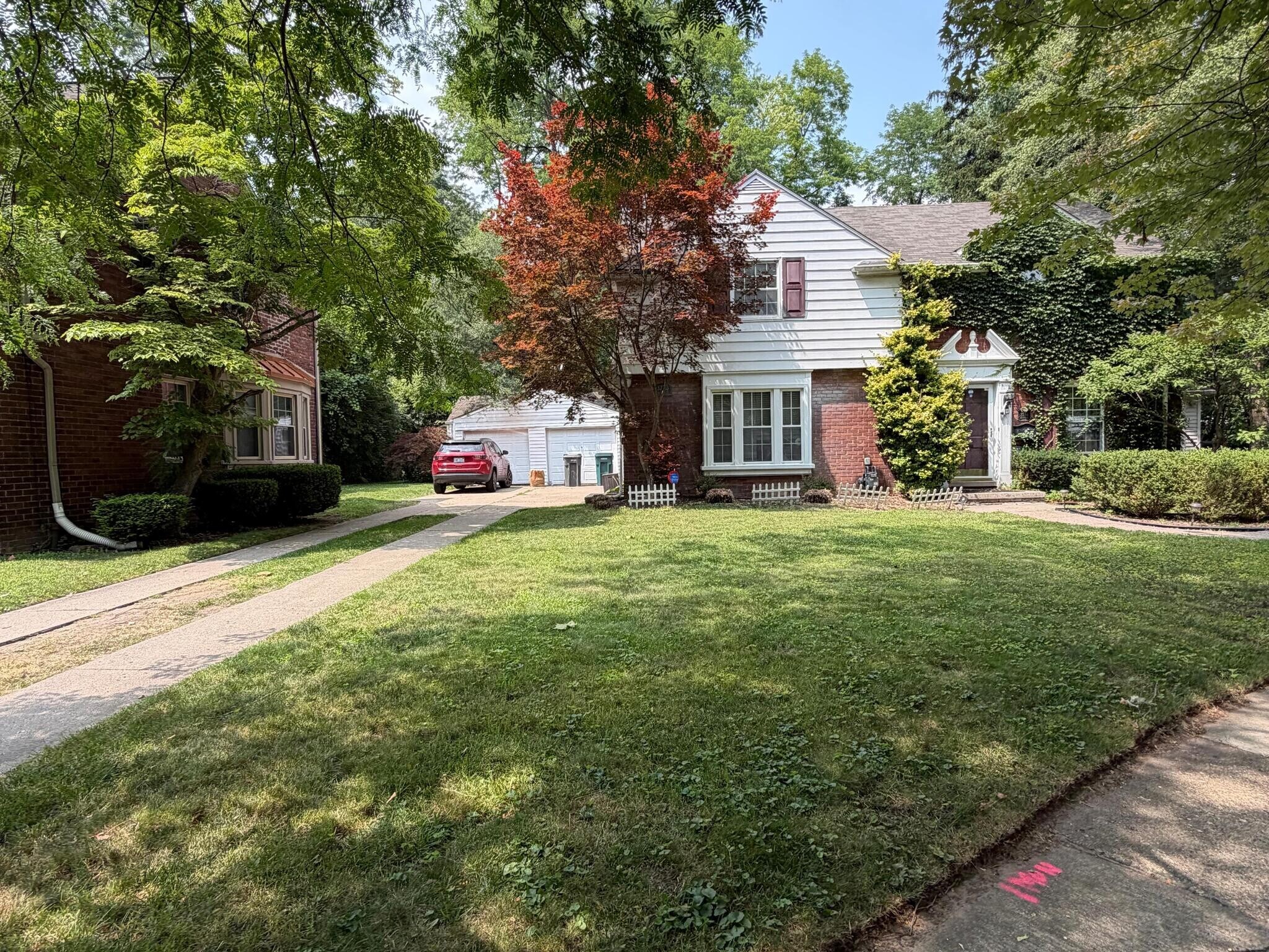 Building Photo - 3770 Brewster St