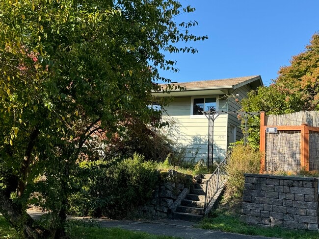 Building Photo - 2646 NW 64th St