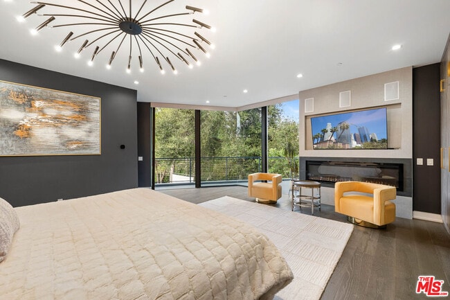 Building Photo - 3712 Broadlawn Dr