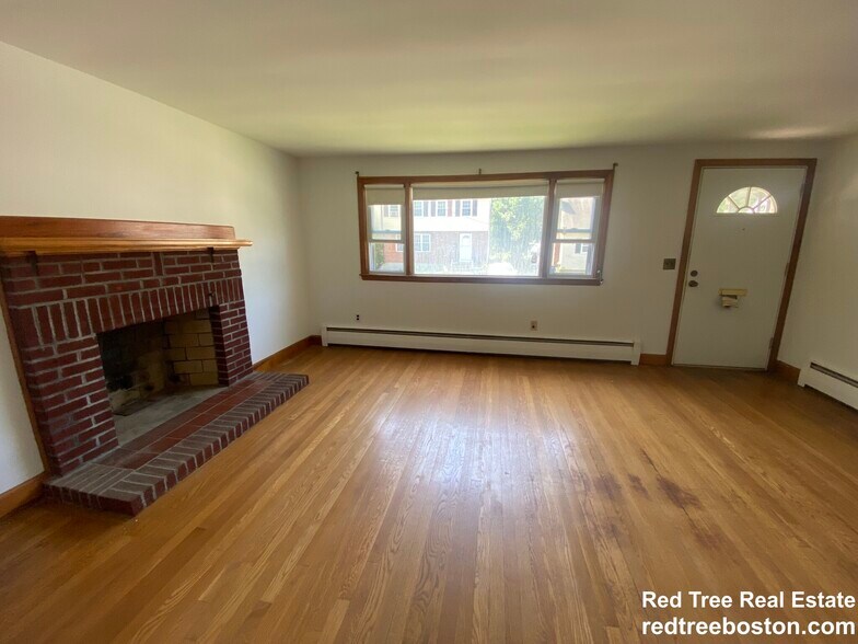 Building Photo - 56 Morrell St