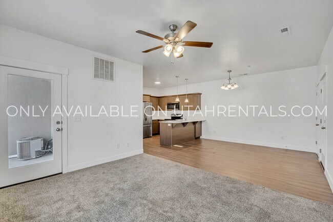 Building Photo - 3364 Hardman Way