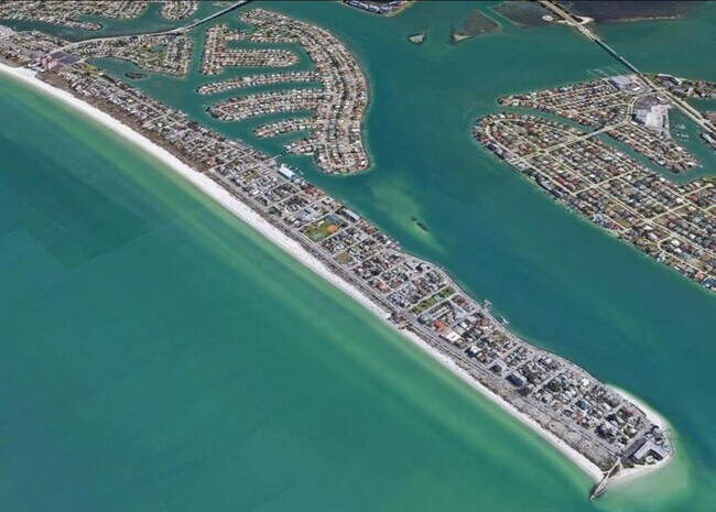 Building Photo - 3675 Gulf Blvd