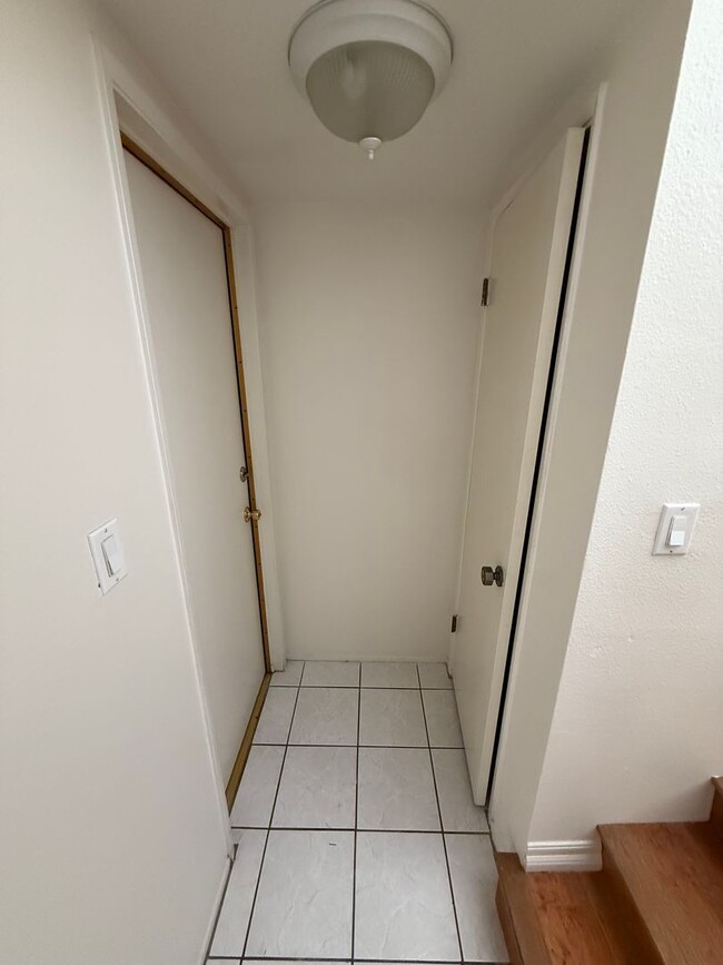 Building Photo - Charming 3-Bedroom, 2-Bathroom Home in the...