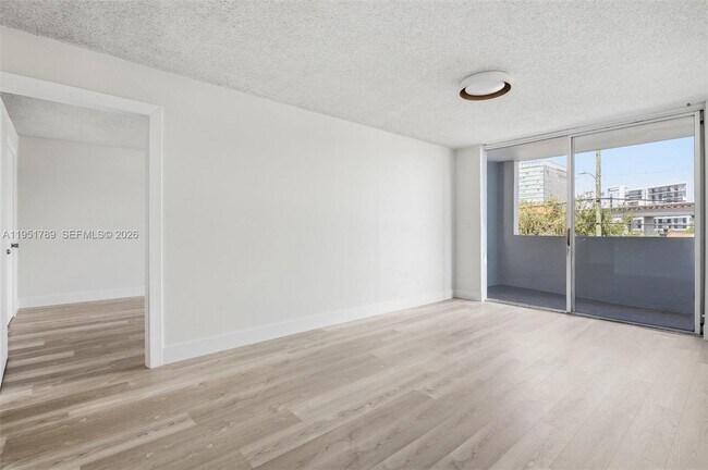 Building Photo - 1010 NW 11th St