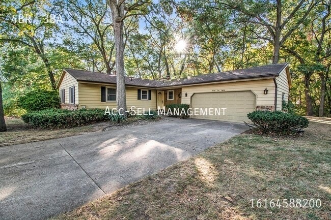 Primary Photo - 2580 Emerson Ave NW
