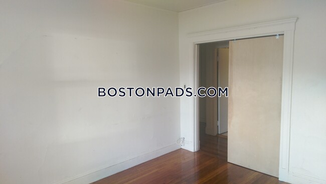 Building Photo - 1175 Boylston St