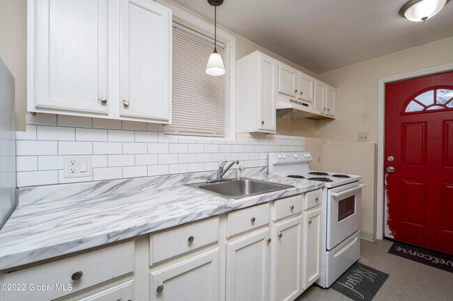 Building Photo - 1261 NY-7