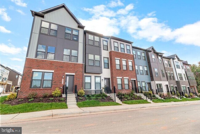 Building Photo - 314 Hazel Alder Ln