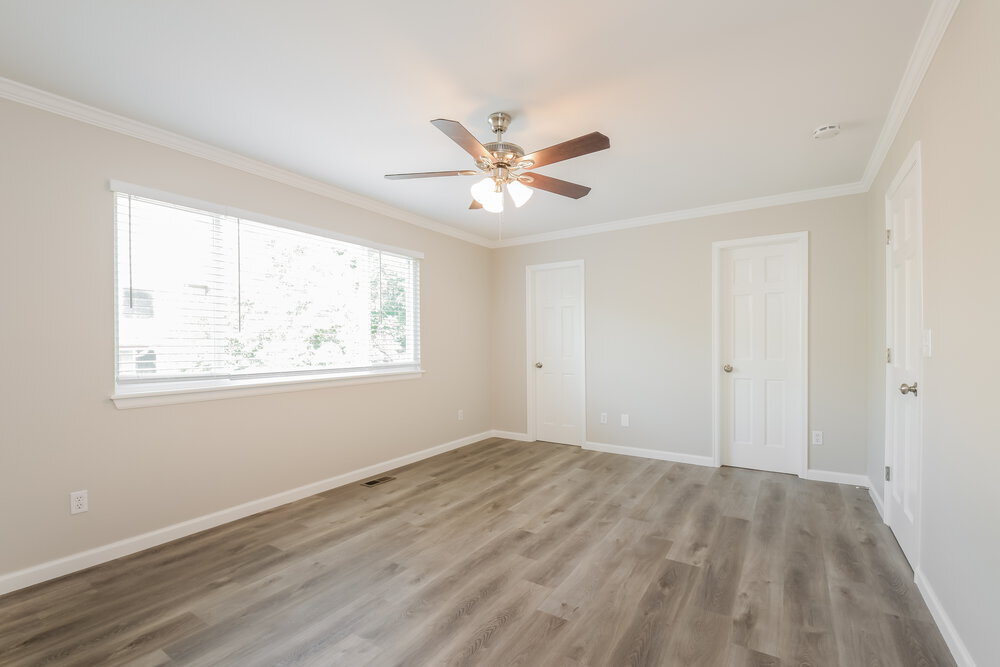 Building Photo - 10523 Holyoke Dr