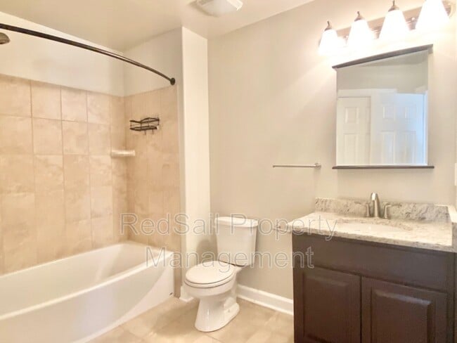 Building Photo - 13326 Harbor Dr