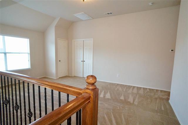 Building Photo - 9304 Clearview Dr