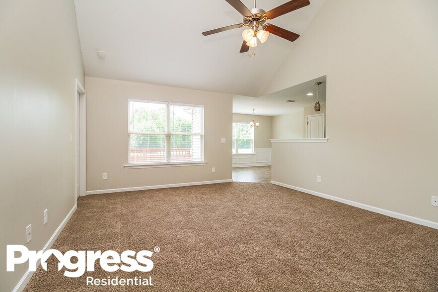 Building Photo - 2109 Longhunter Chase Dr