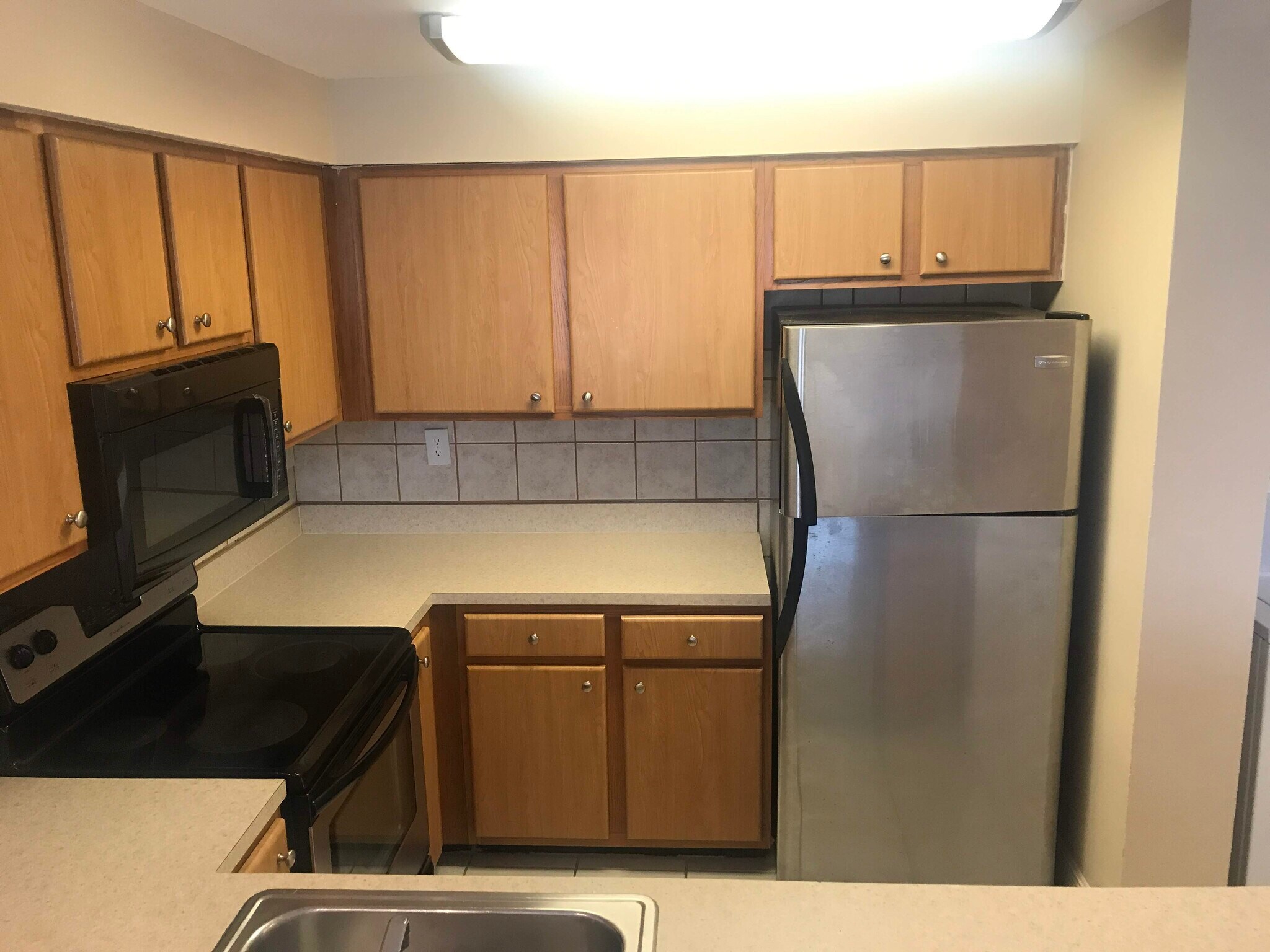 Building Photo - 2445 SW 18th Ter