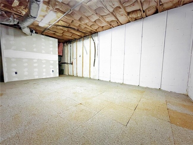 Building Photo - 1330 Ridgecrest Ln SE