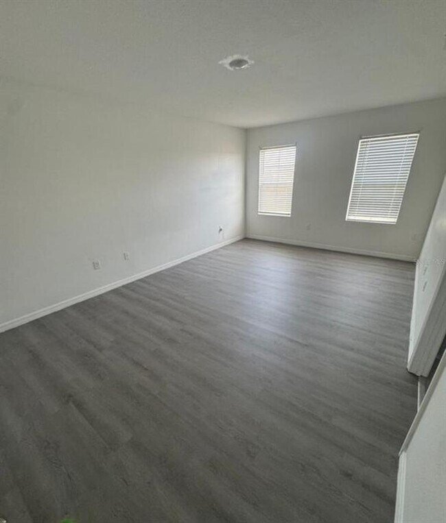 Building Photo - 626 Squires Grove Dr