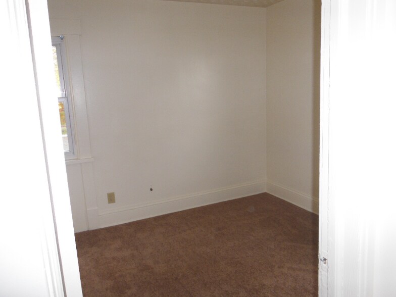 Building Photo - 1520 Frazer Ave NW