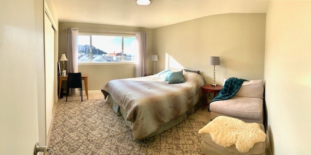 Building Photo - 1585 10th Ave